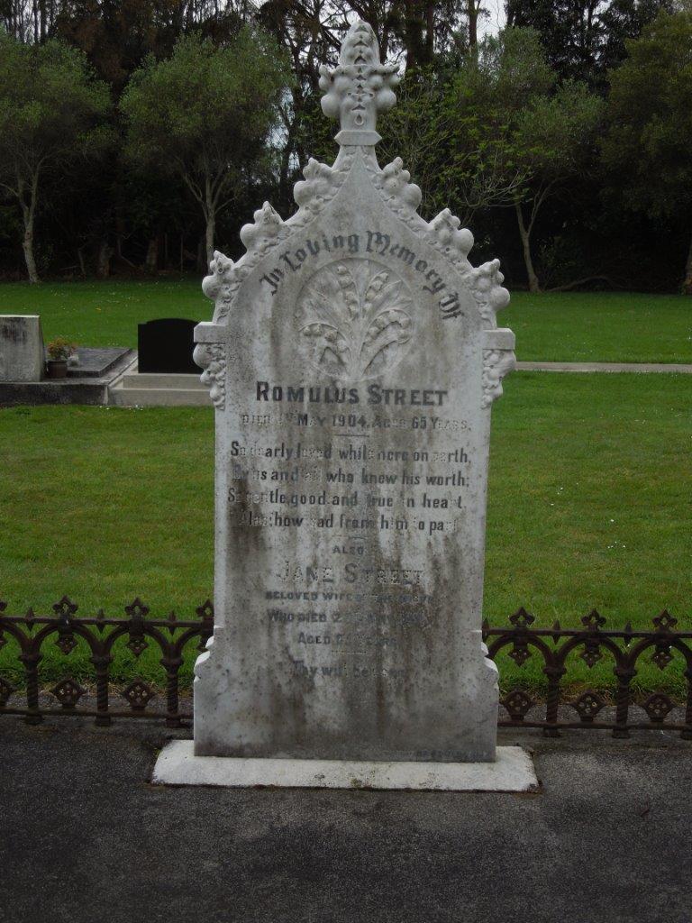 Romulus Street headstone St Lukes.JPG