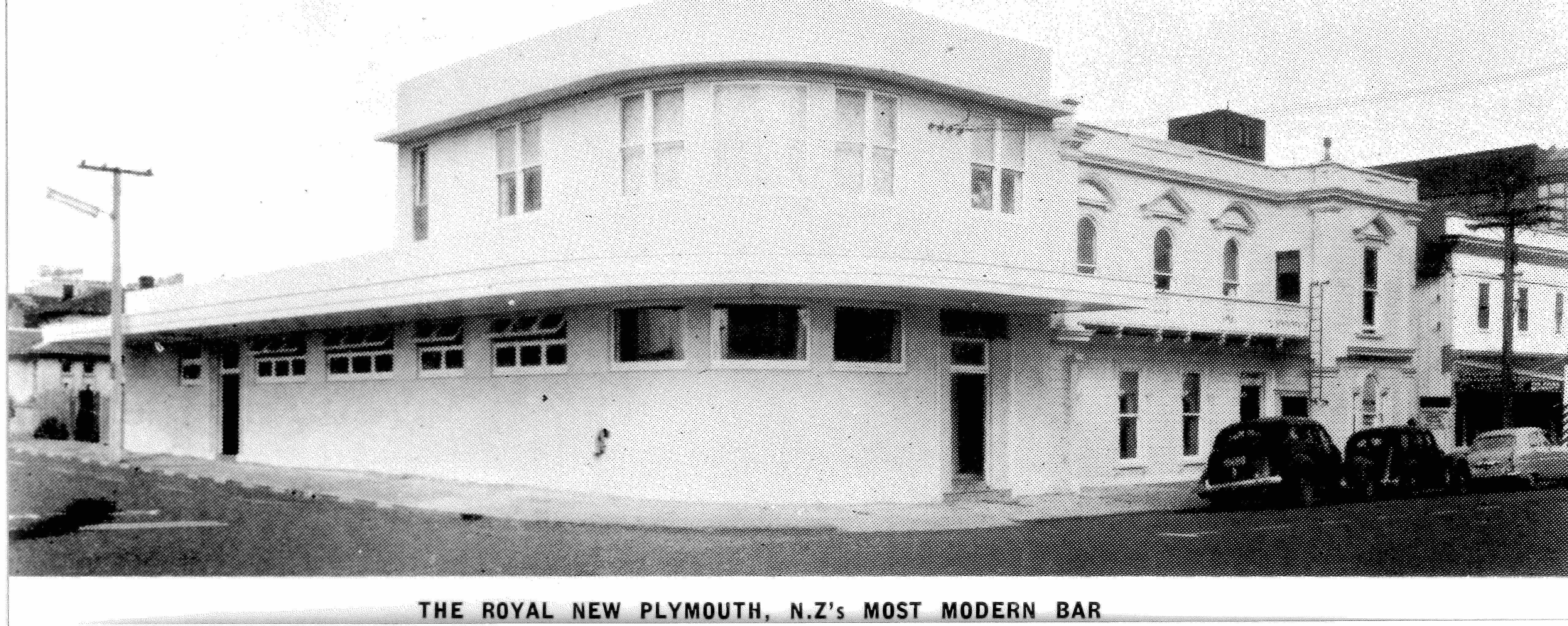 Royal Hotel 1955.jpg