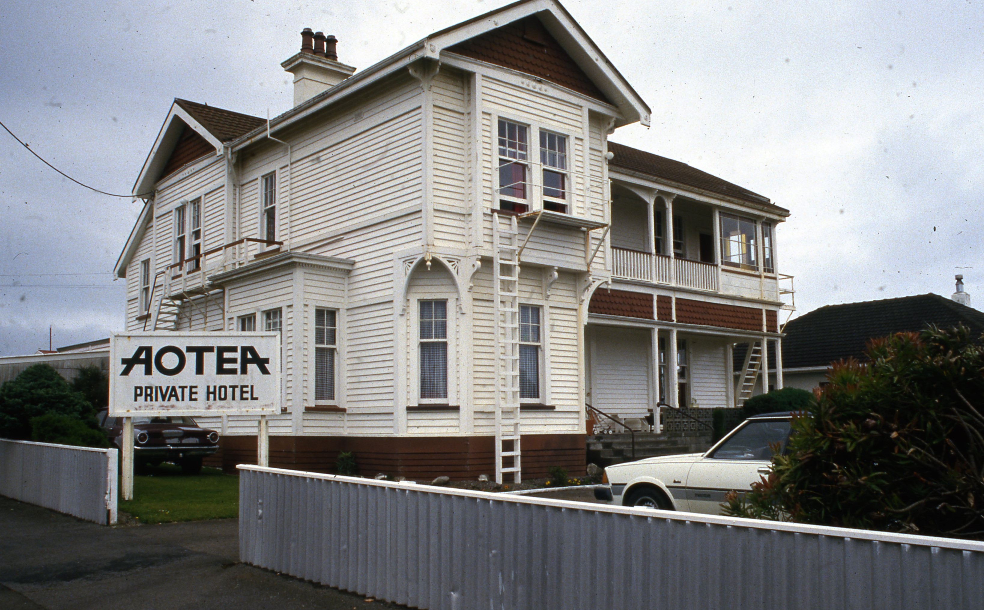Aotea Guest House C1988 Image2
