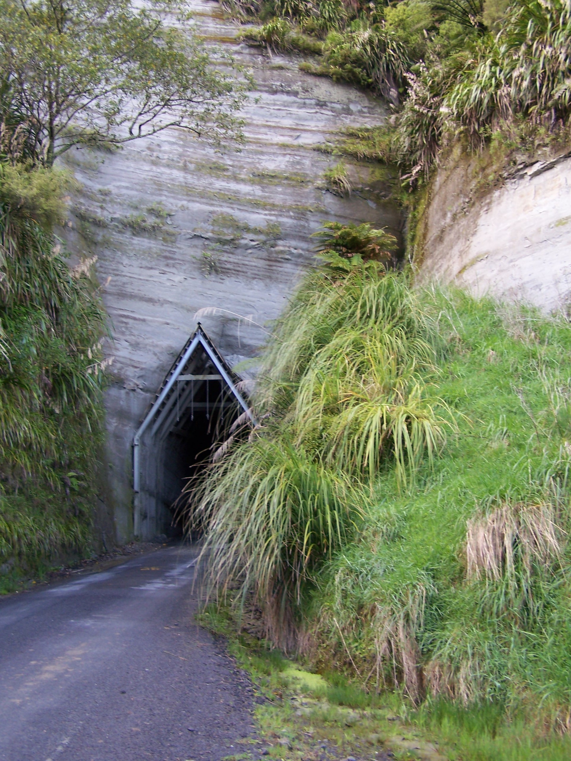 Roadtunnels_3.jpg