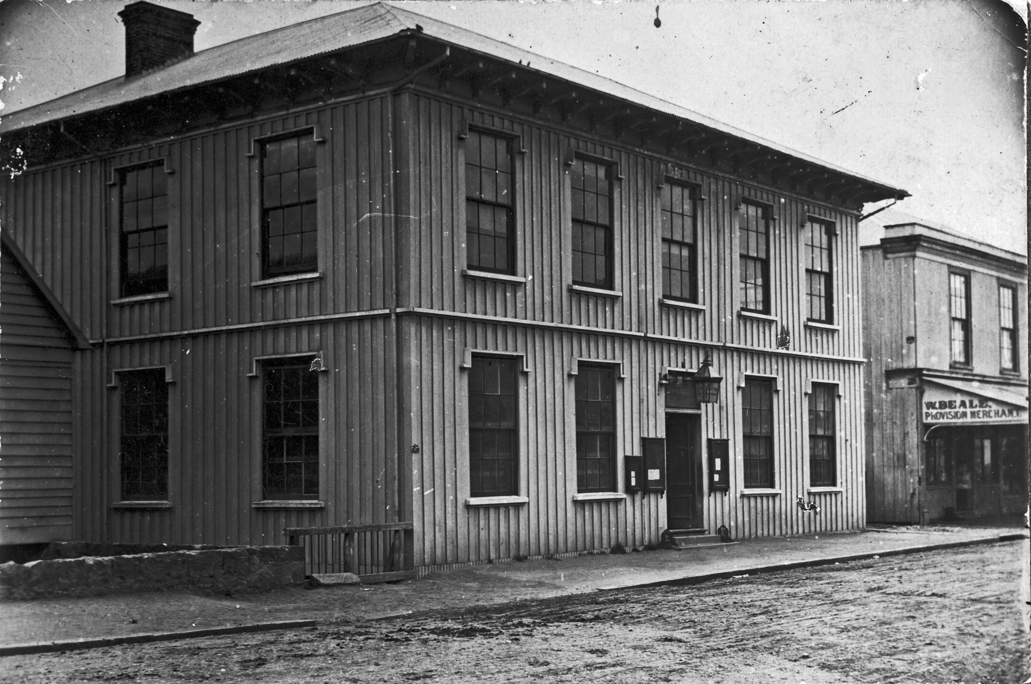 The Taranaki Provincial Council building on lower Brougham Street, New Plymouth (after 1876). Unknown photographer. Collection of Puke Ariki (PHO2006-347).