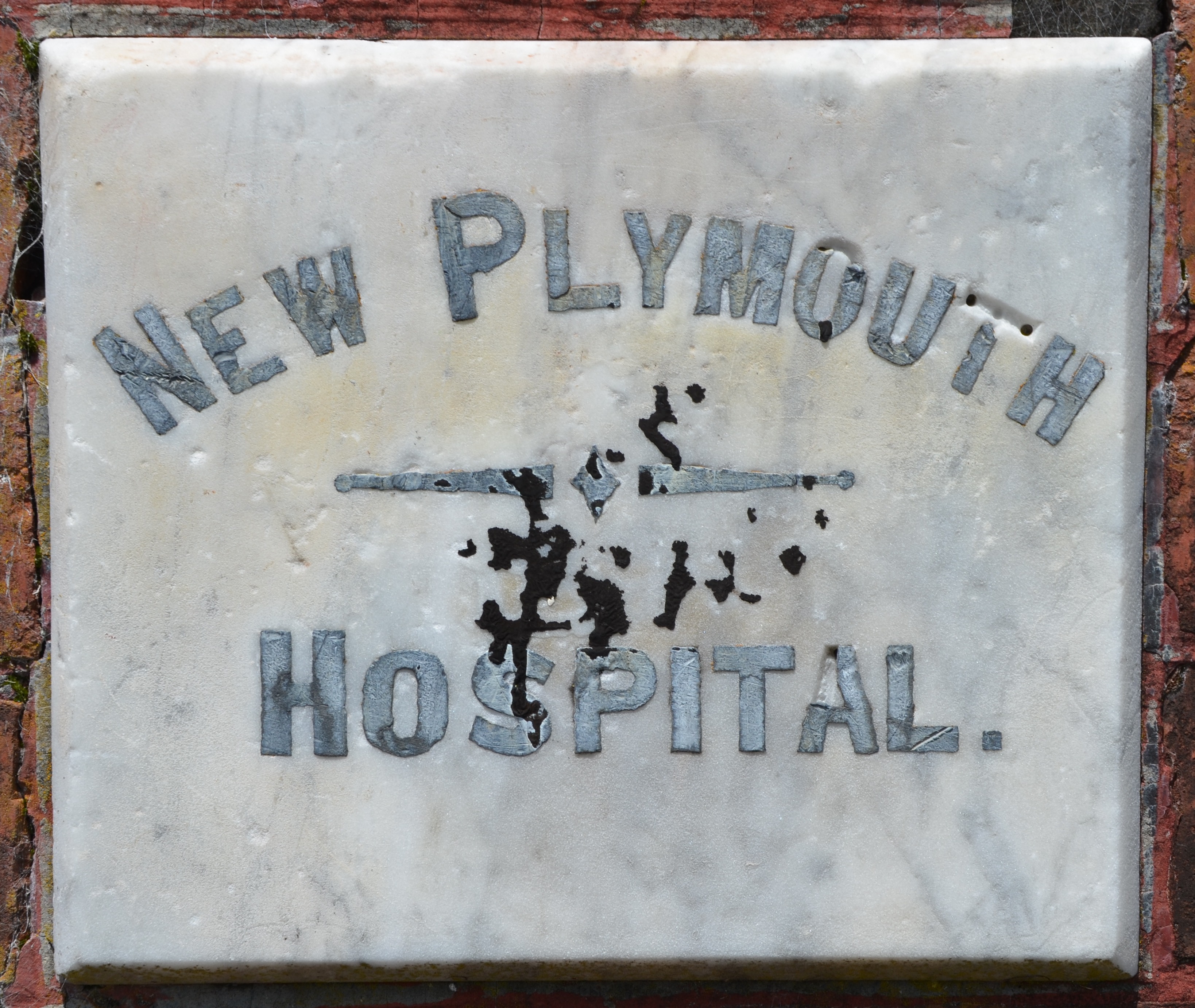 New_Plymouth_Hospital.jpg