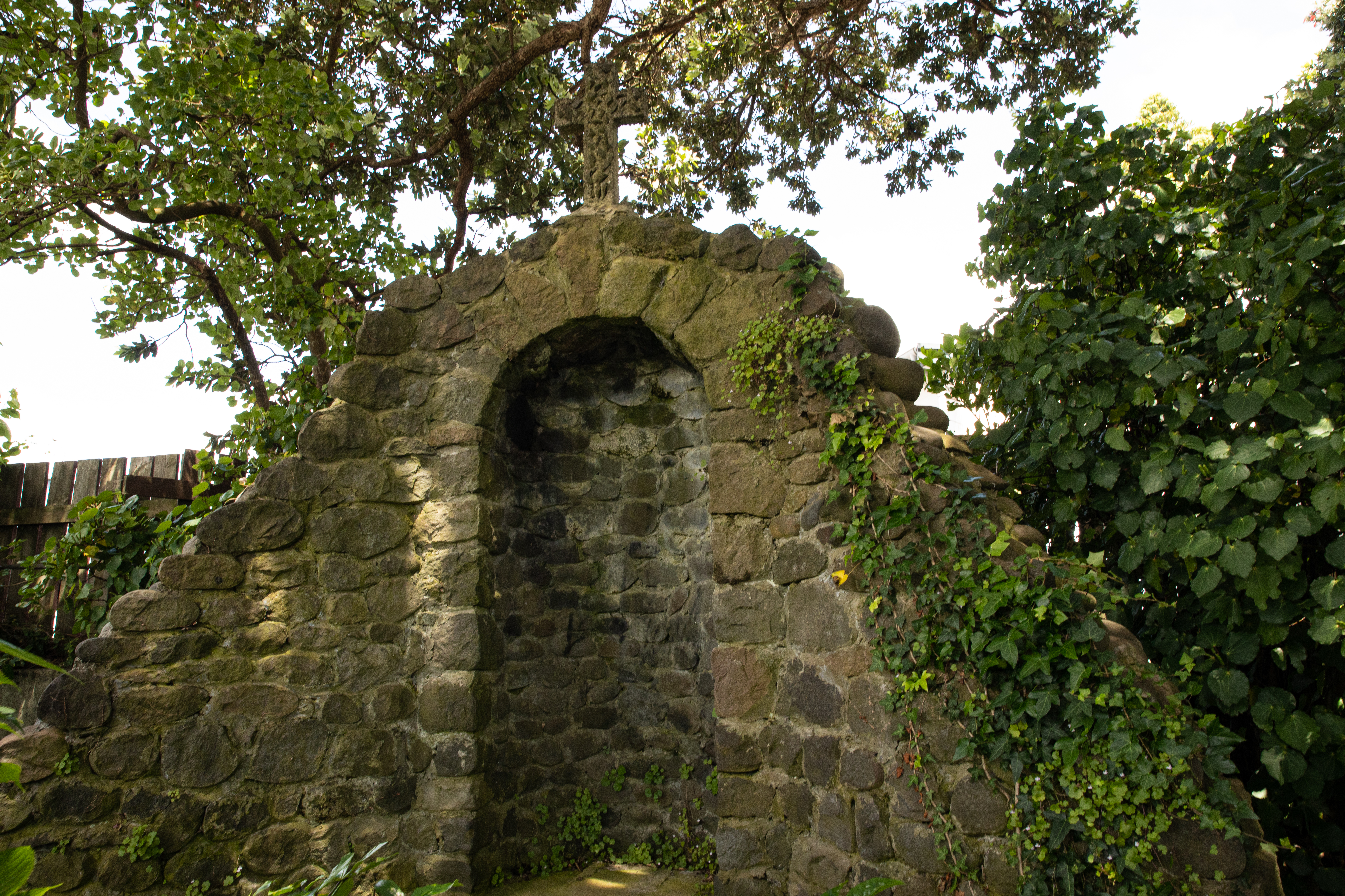 grotto_20201203-030.jpg