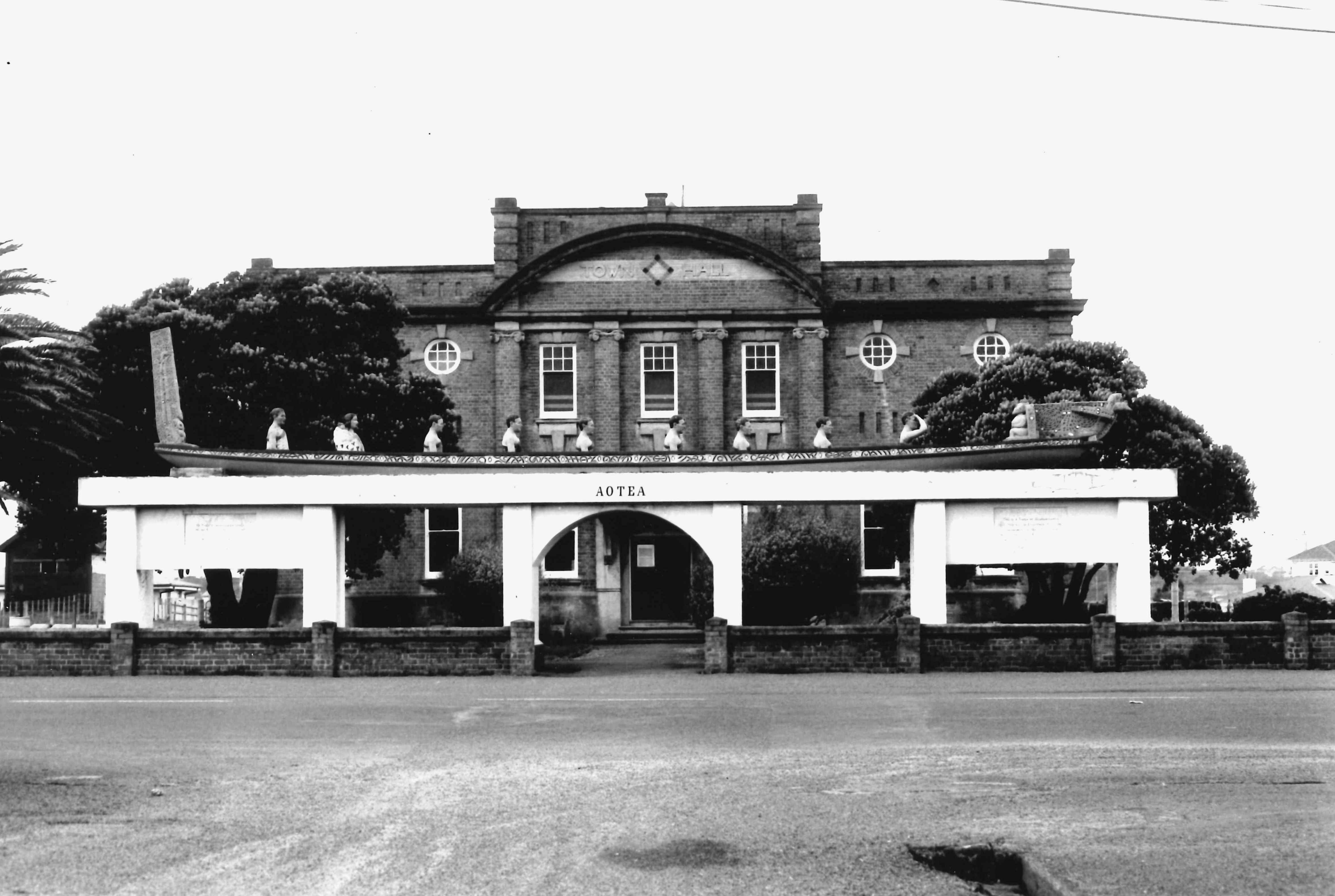 Patea_Town_Hall.jpg