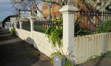 Retaining_Wall_and_Fence__1_Short_Lane_2017.JPG