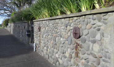 Retaining_Wall__29_Barrett_Street_2017.JPG