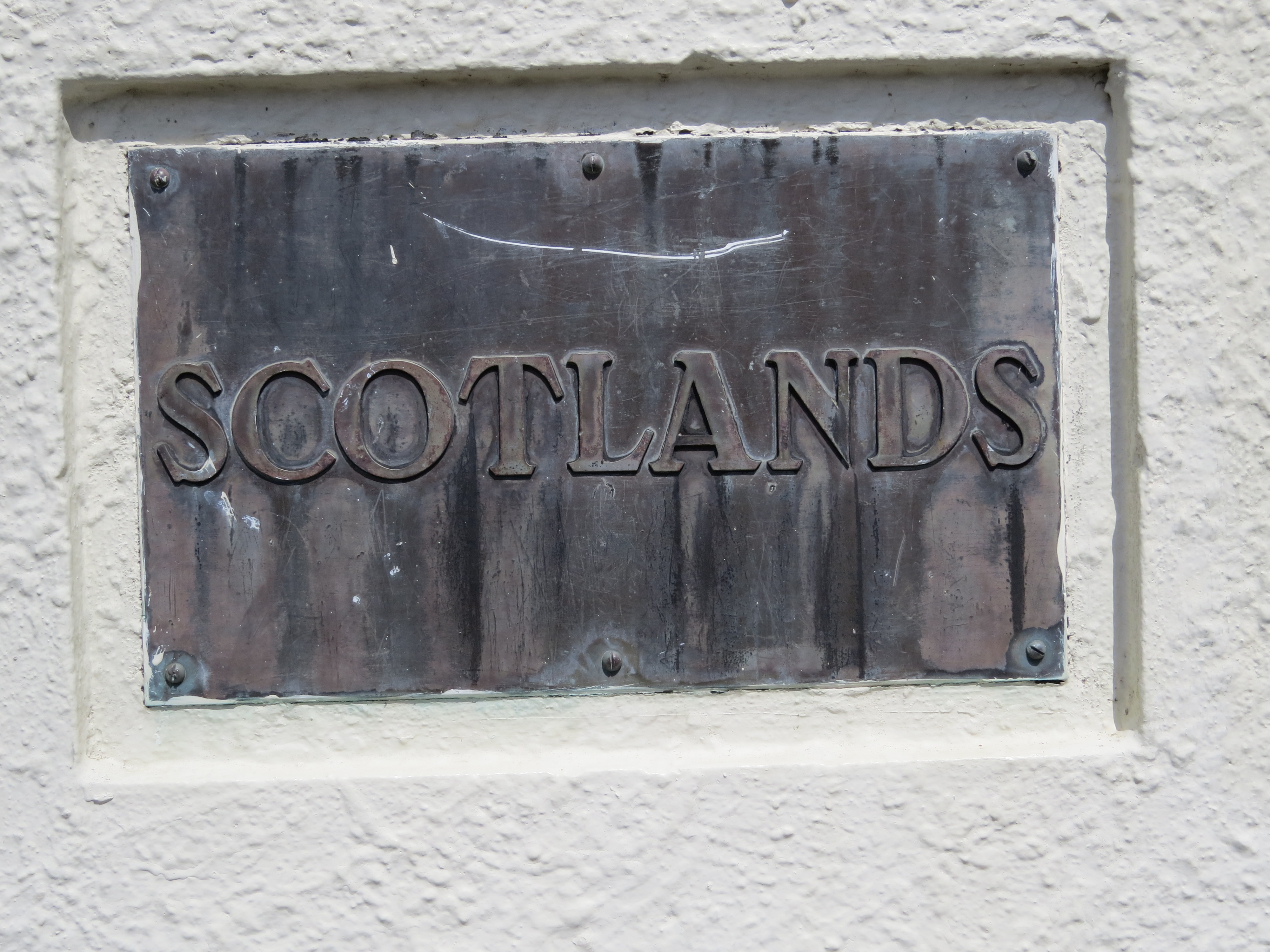 Scotlands_Entrance_Gates_Plaque_2.JPG