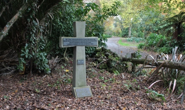 Huirangi_Cross_No_3_Redoubt_002.JPG