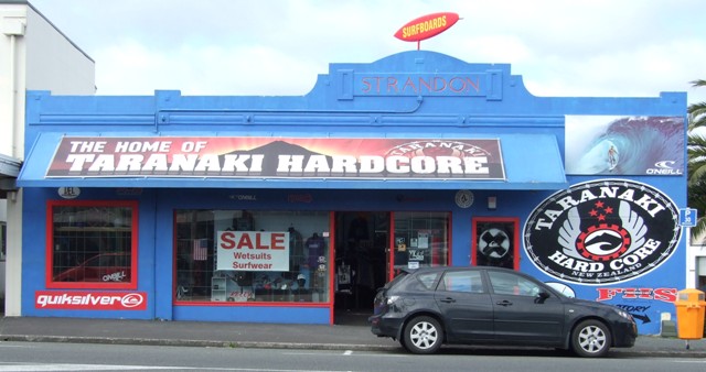 Strandon_Taranaki_Hardcore.jpg