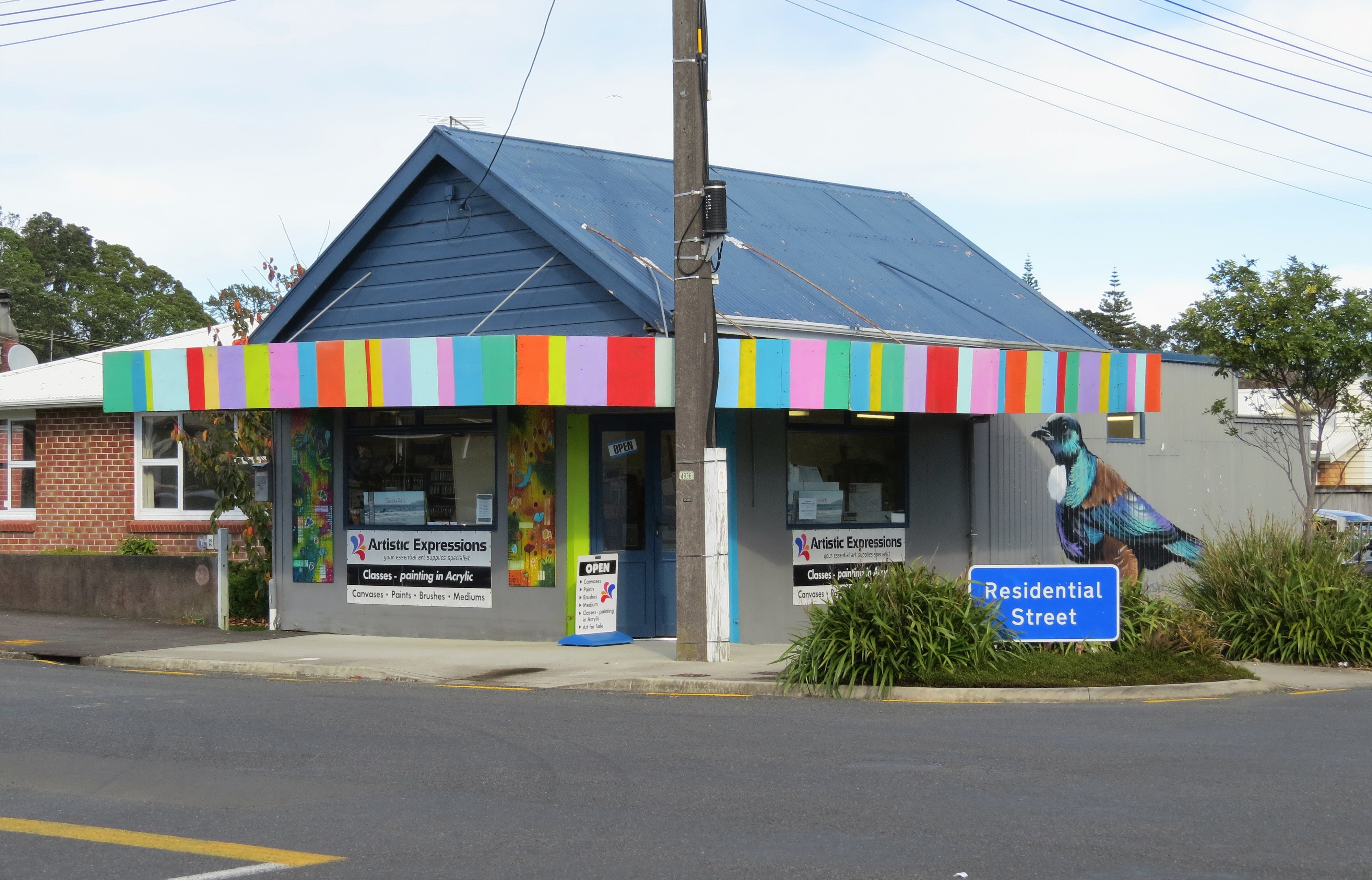 James_Bros_Shop_2017.JPG