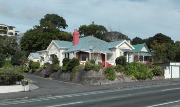 337_Devon_Street_West_2017.jpg