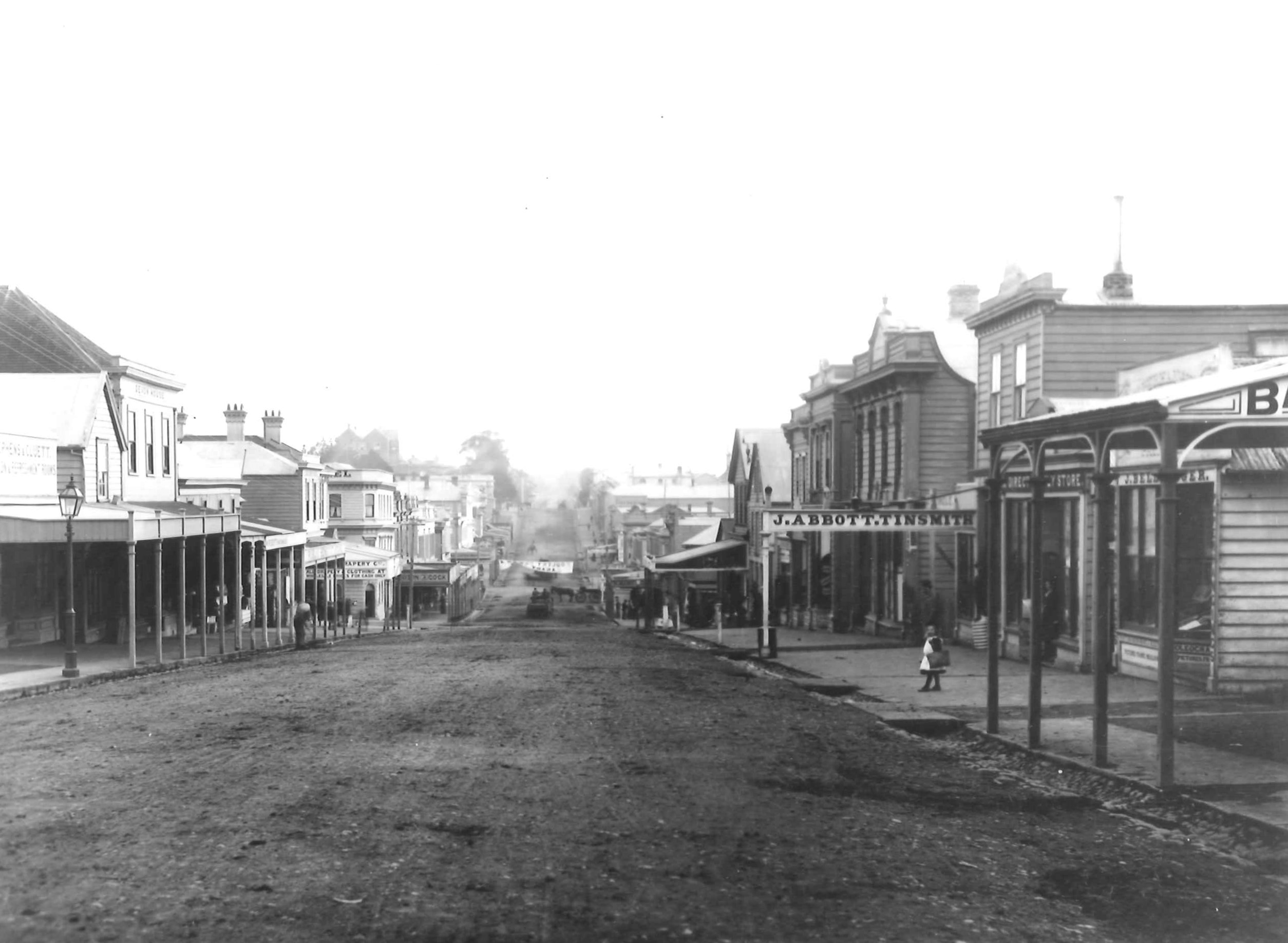 Looking_west_from_Liardet_undated_edit.jpg