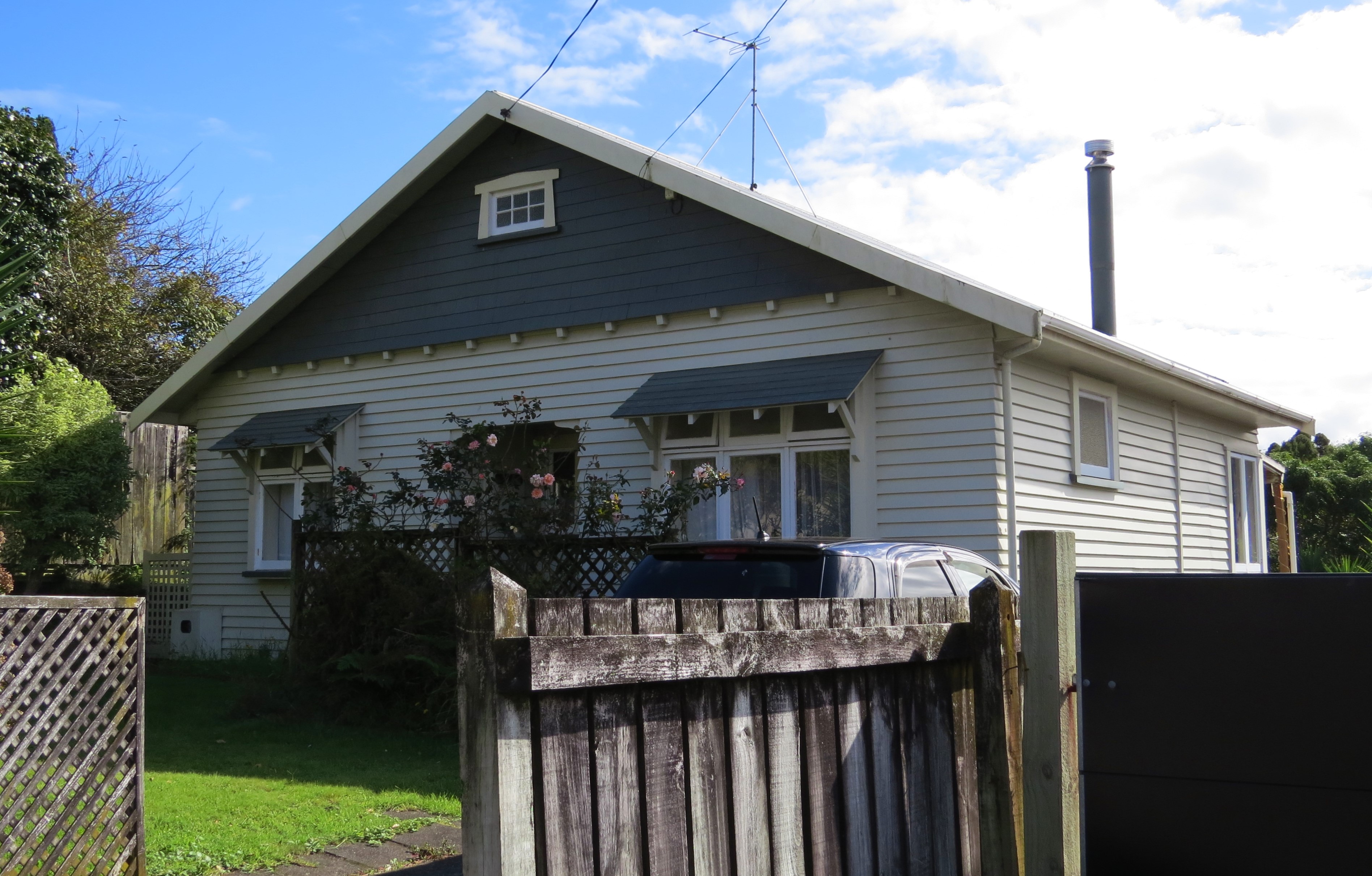27_Bonithon_Avenue_2018.JPG