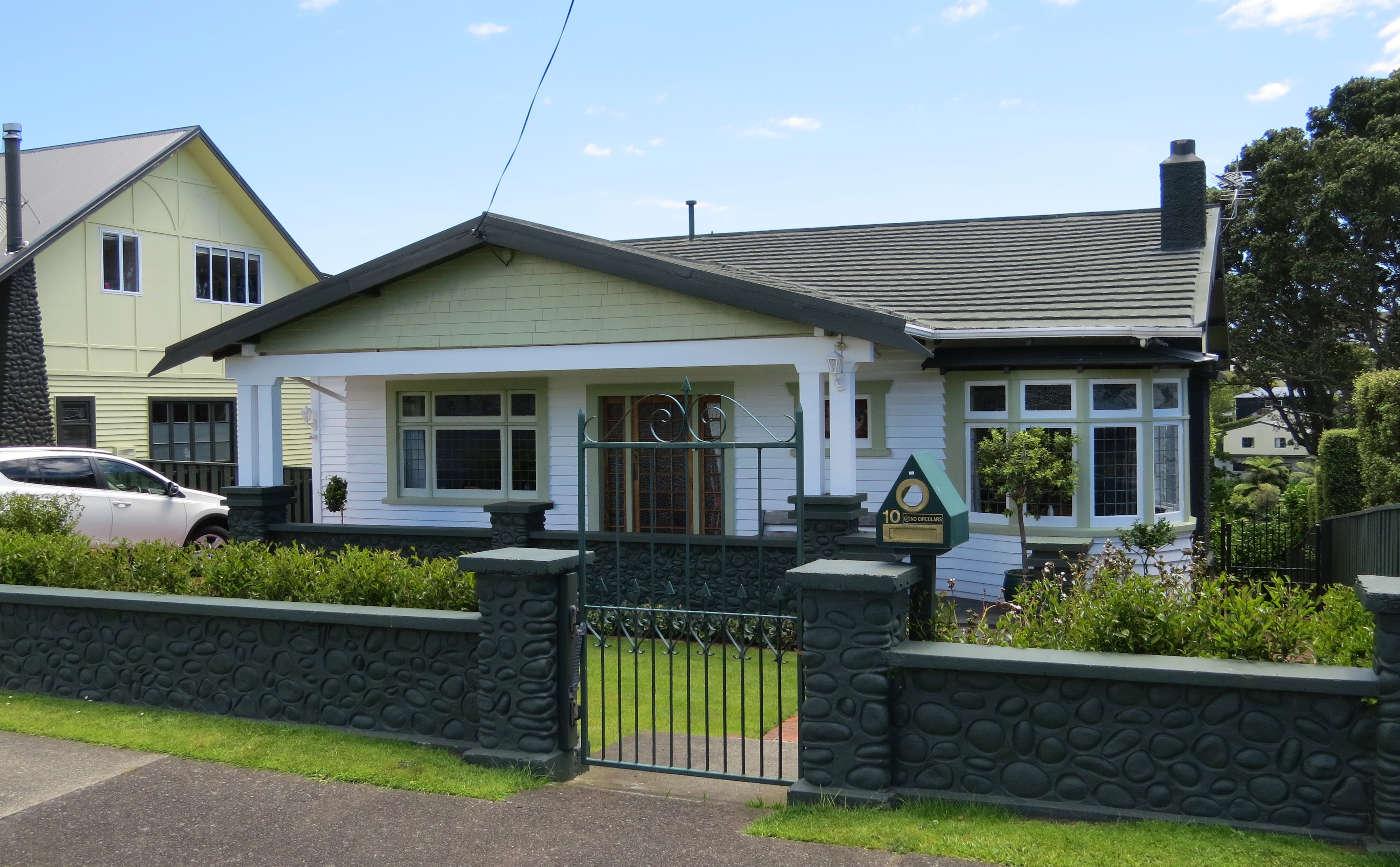 10_Dorset_Avenue_2017.JPG