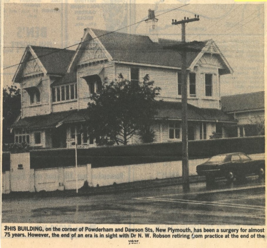 Doctors_surgery_corner_Dawson_and_Powderham.jpg
