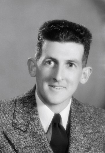 Douglas Lunn SW1944 1256