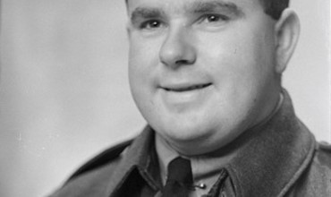 Max Corney SW1944 2380