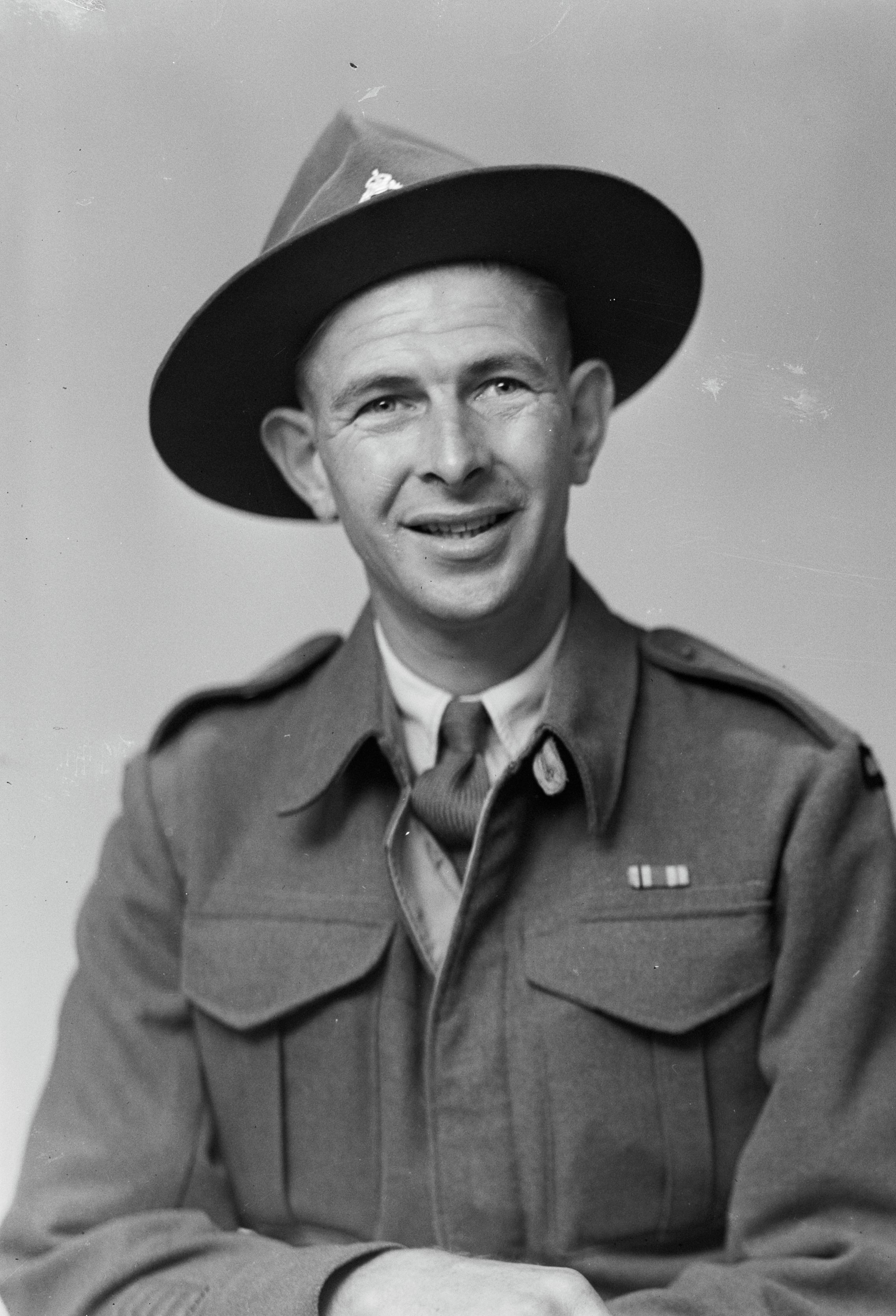 Either Albert Ernest Upson or his twin brother Frank Herbert Upson (21 September 1945). Swainson's Studios. Collection of Puke Ariki (SW1945.1582a).