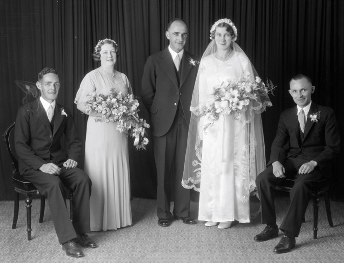 Adams Wedding SW1931 1940 08329