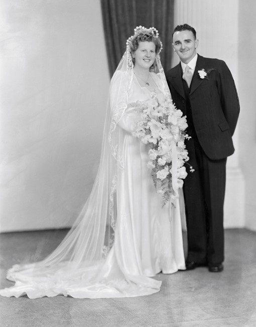 Max Ayers Wedding SW1947 2055