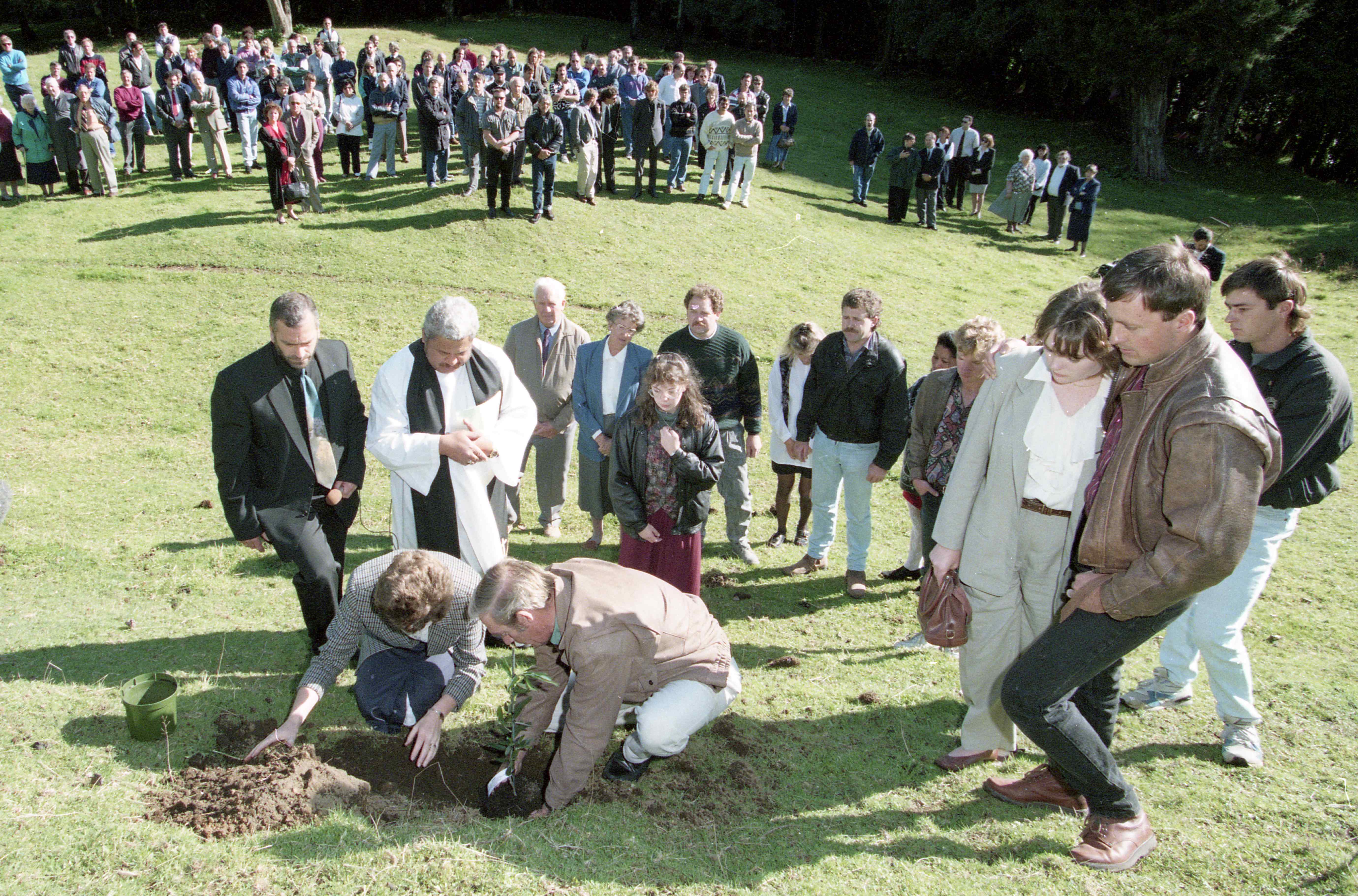 Olive Planting Smith Family DN 29 April 1995
