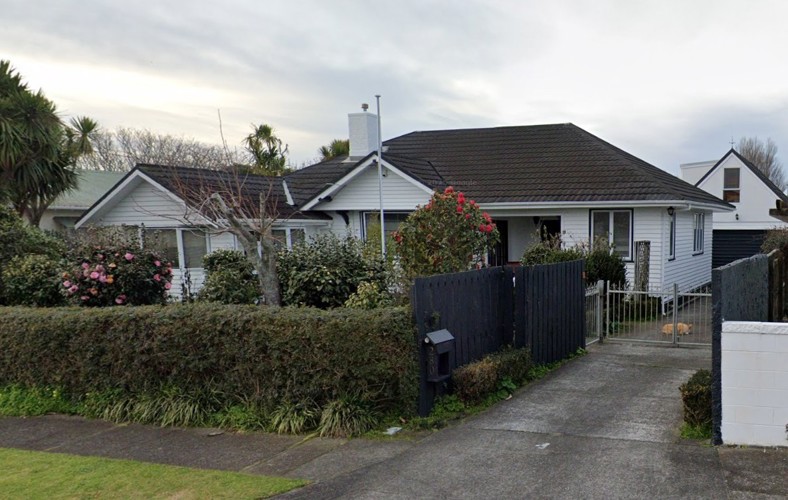 280 Courtenay Street Google Street View August 2025