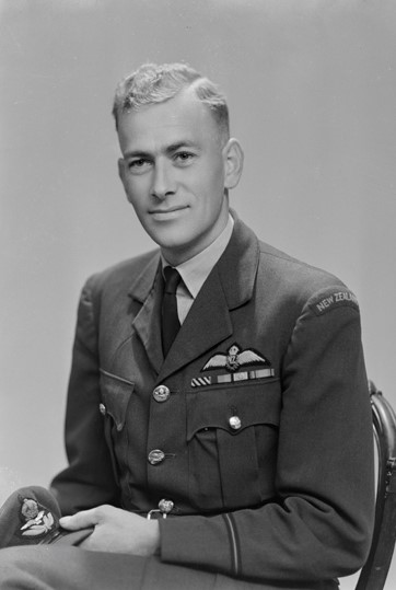 Stephen Holder SW1945 1094