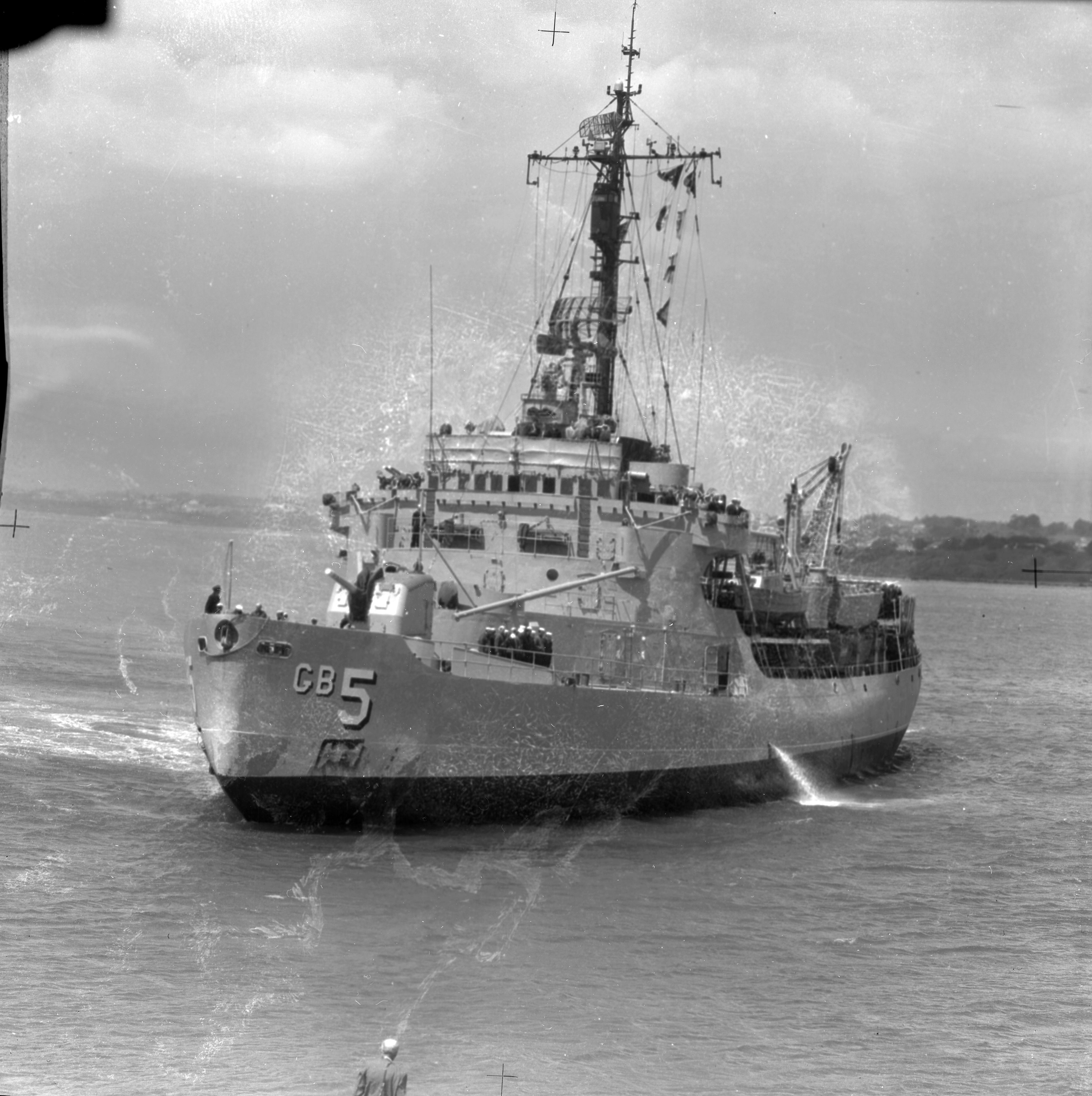 USS Staten Island (November 1958). Unknown photographer. Collection of Puke Ariki (PHO2010-0209).