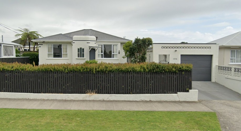 186 Brooklands Road Google Street View November 2019